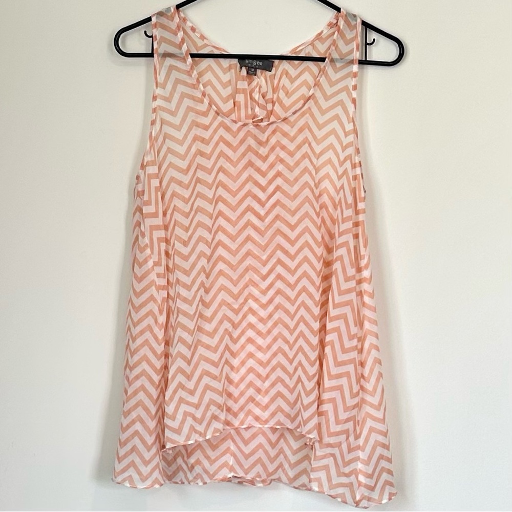 Umgee Peach and White Chevron Sleeveless Blouse - Size: Medium